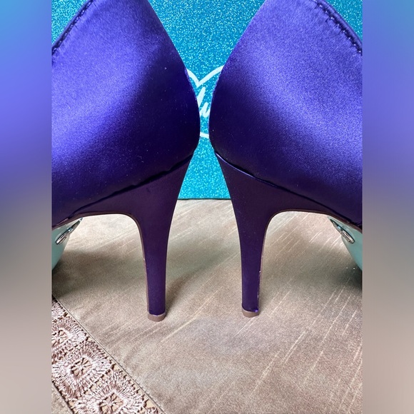 💜Betsey Johnson Purple Rhinestone Heels 💜 - Picture 3 of 9